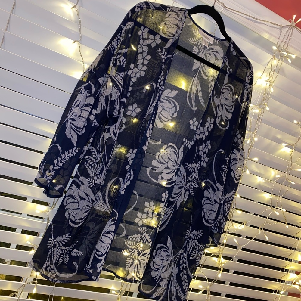 Motherhood Maternity summer cardigan